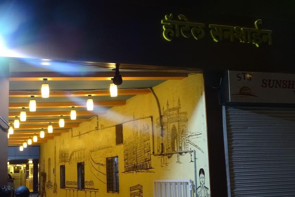 Hotel Sunshine Airport Mumbai Dış mekan fotoğraf