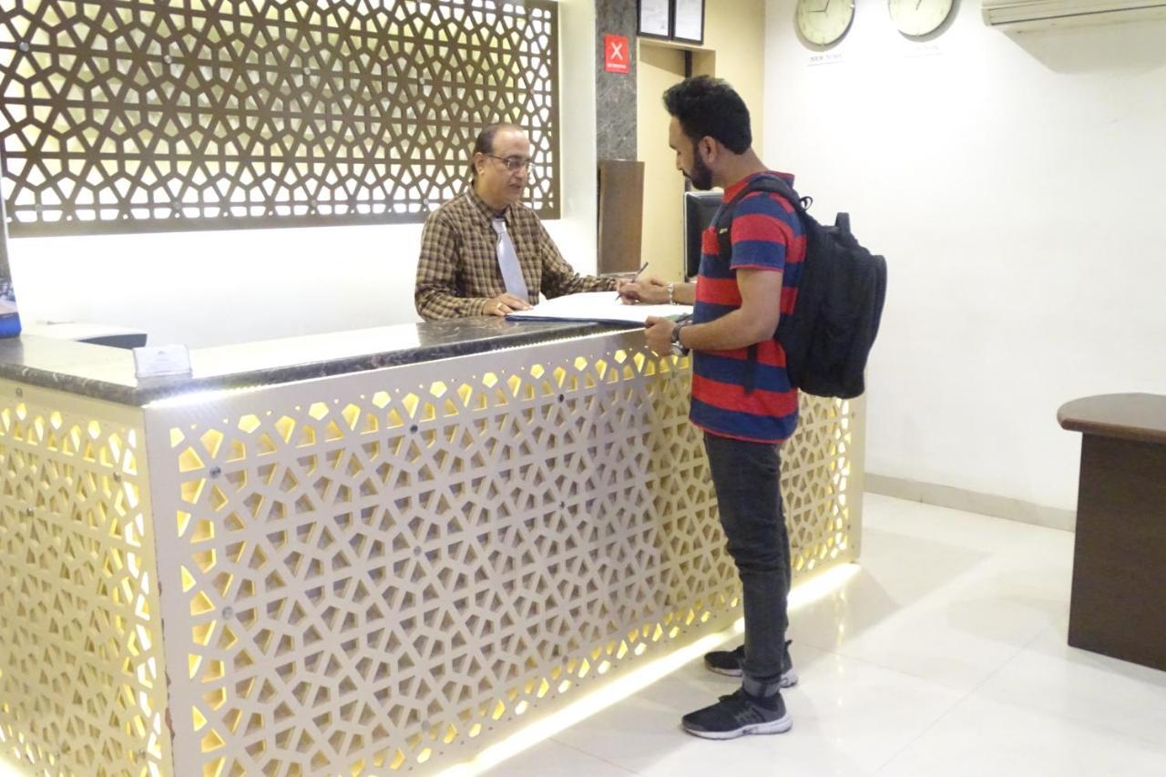 Hotel Sunshine Airport Mumbai Dış mekan fotoğraf
