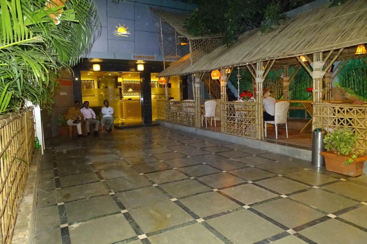 Hotel Sunshine Airport Mumbai Dış mekan fotoğraf