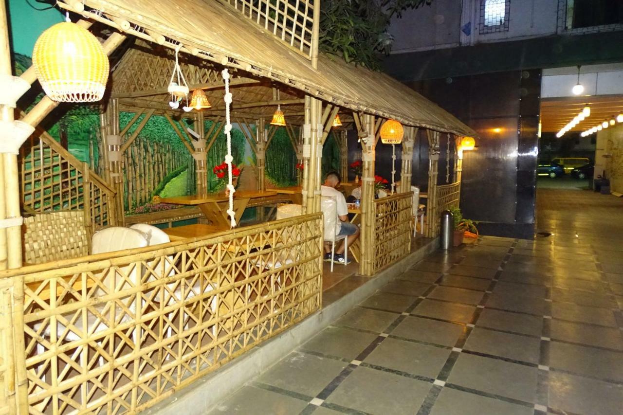 Hotel Sunshine Airport Mumbai Dış mekan fotoğraf