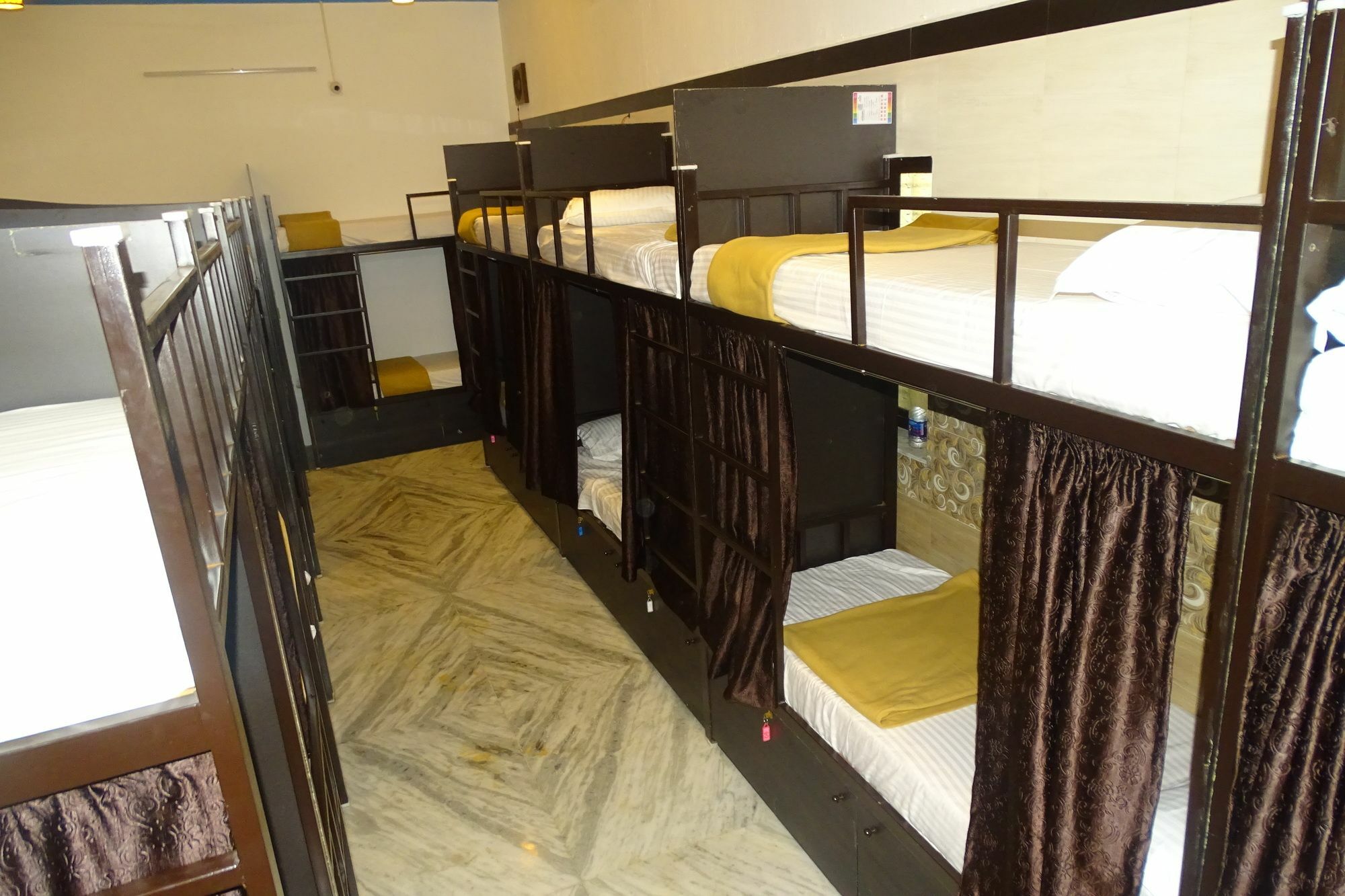 Hotel Sunshine Airport Mumbai Dış mekan fotoğraf